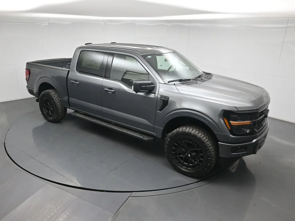 New 2026 Carbonized Gray Metallic Ford XLT image 38