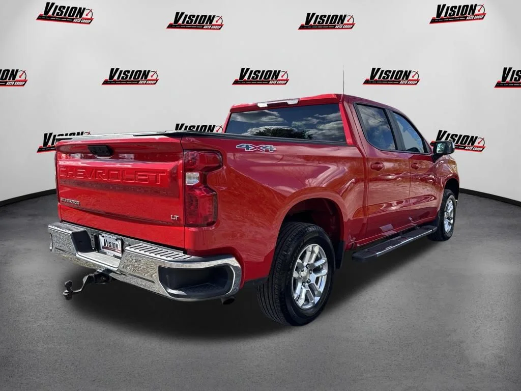 Used 2025 Red Chevrolet LT image 5