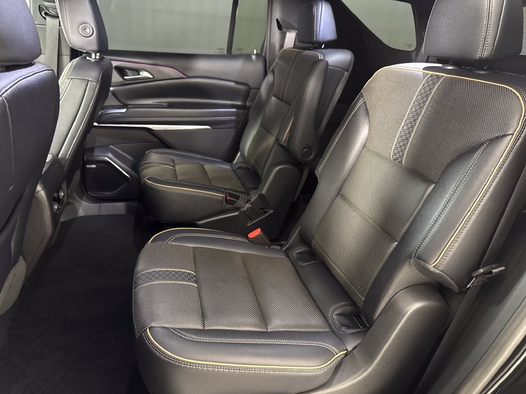 2026 Chevrolet Traverse High Country - Photo 13