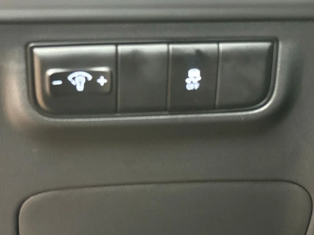 New 2026 Phantom Black Hyundai SE image 23