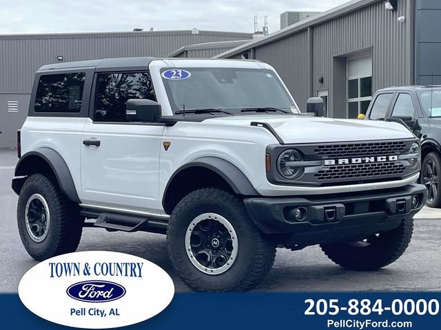 Certified Used 2023 Oxford White Ford Badlands image 1