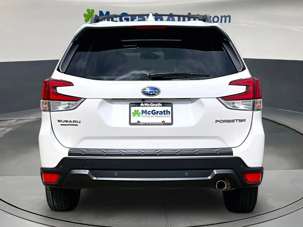 Used 2020 White Subaru Limited image 6