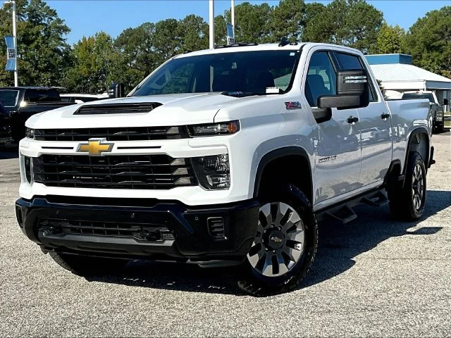 Used 2026 White Chevrolet Custom image 3