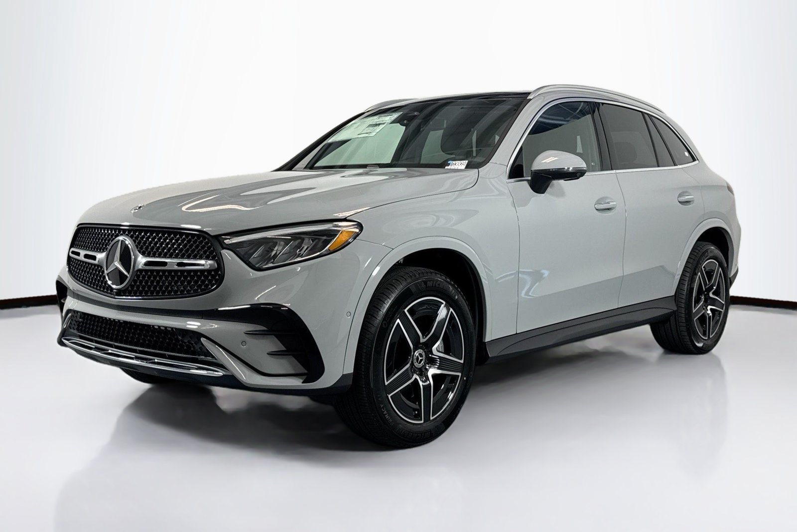 New 2026 Manufaktur Alpine Grey Mercedes-Benz GLC 300 image 1