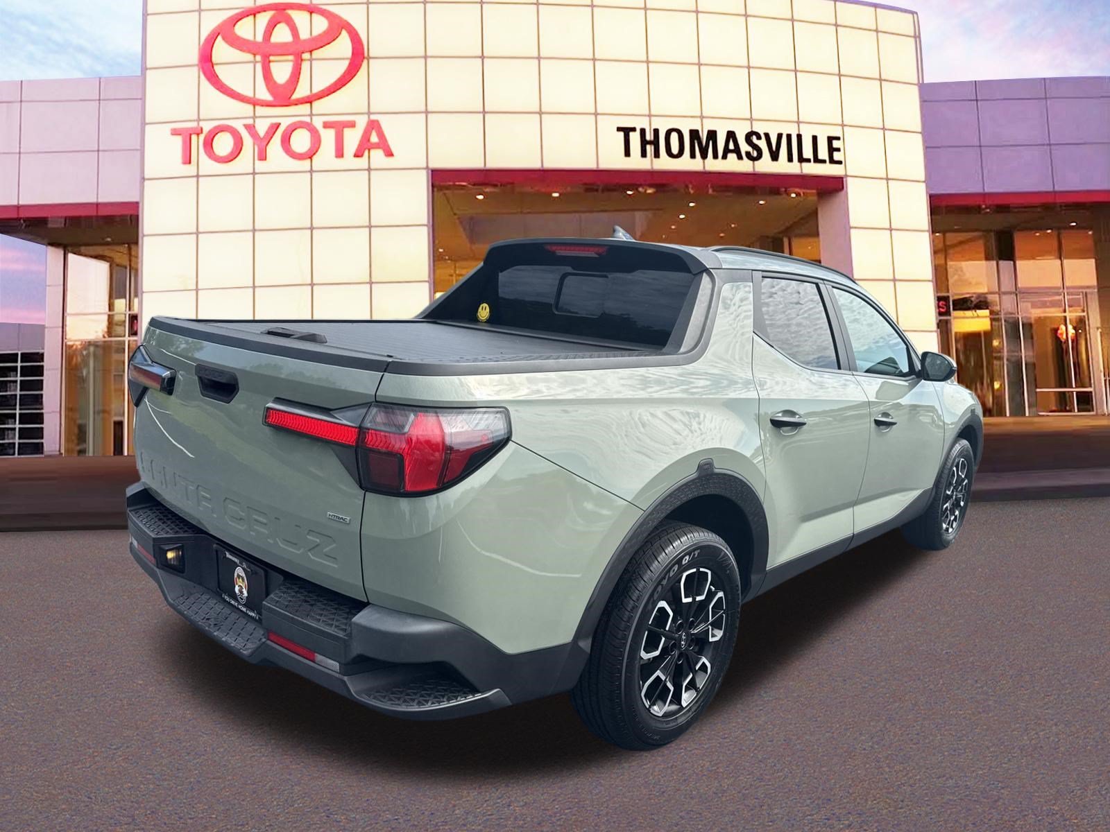 Used 2022 Sage Gray Hyundai SEL image 5