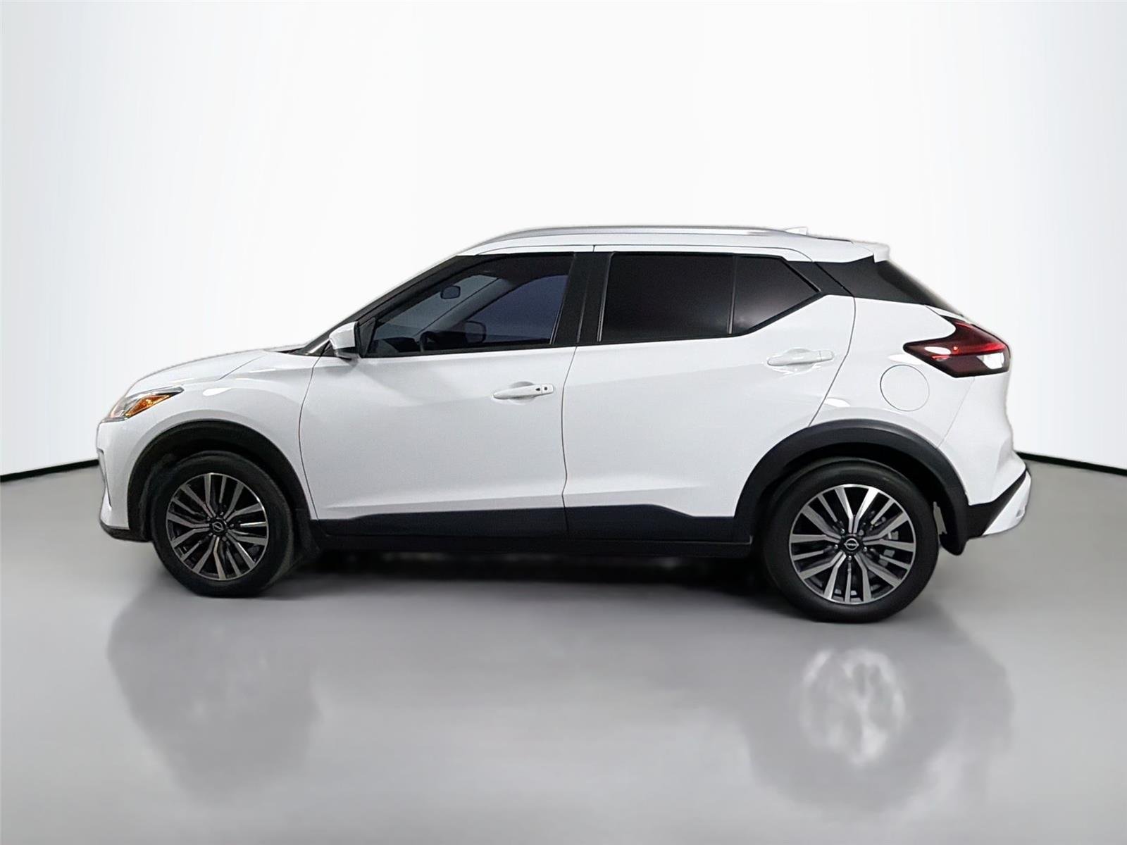 Used 2023 Fresh Powder Nissan SV image 8