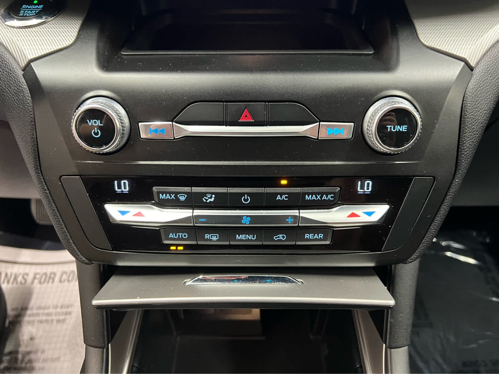 Used 2020 Star White Metallic Tri-Coat Ford XLT image 27