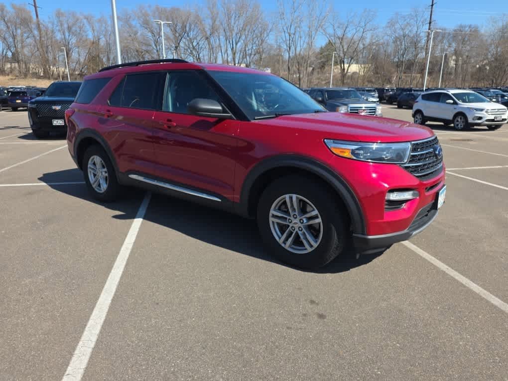 Used 2020 Ford Explorer XLT with VIN 1FMSK8DH0LGC81659 for sale in Vadnais Heights, MN