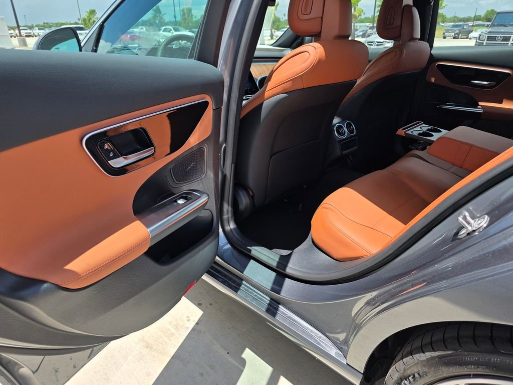 New 2026 Selenite Grey Metallic Mercedes-Benz C 300 image 14