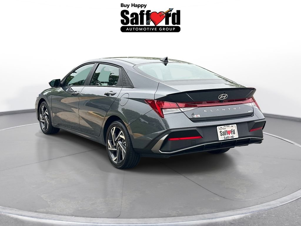 Certified Used 2025 Gray Hyundai SEL Sport image 5
