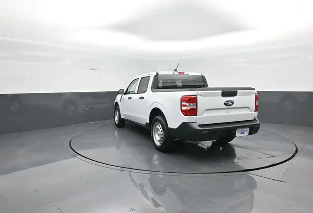 New 2026 Oxford White Ford XL image 5