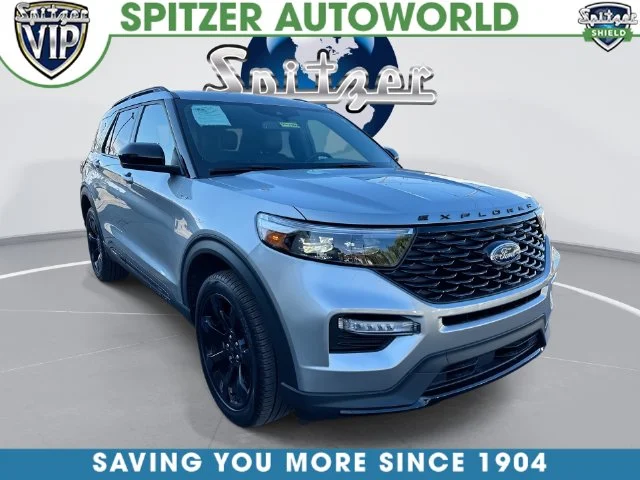 2024 Ford Explorer ST-Line