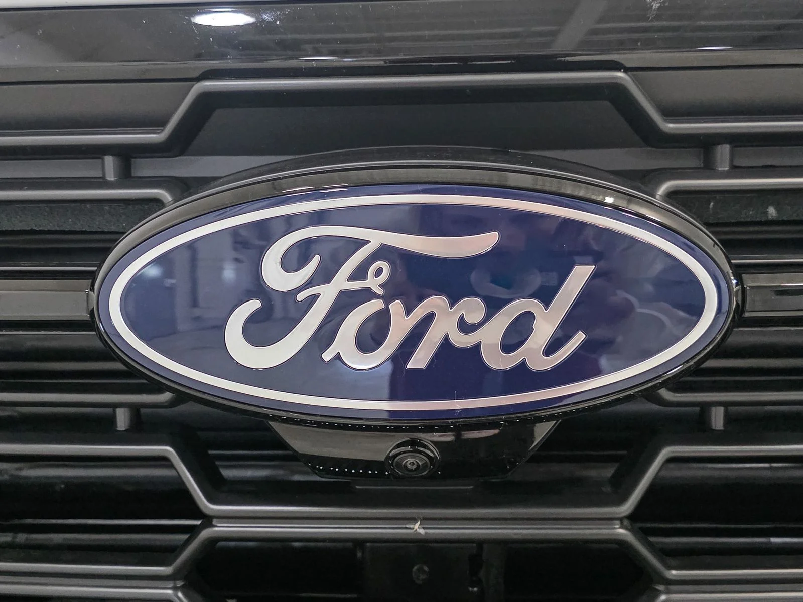 New 2026 Space Silver Metallic Ford Active image 13