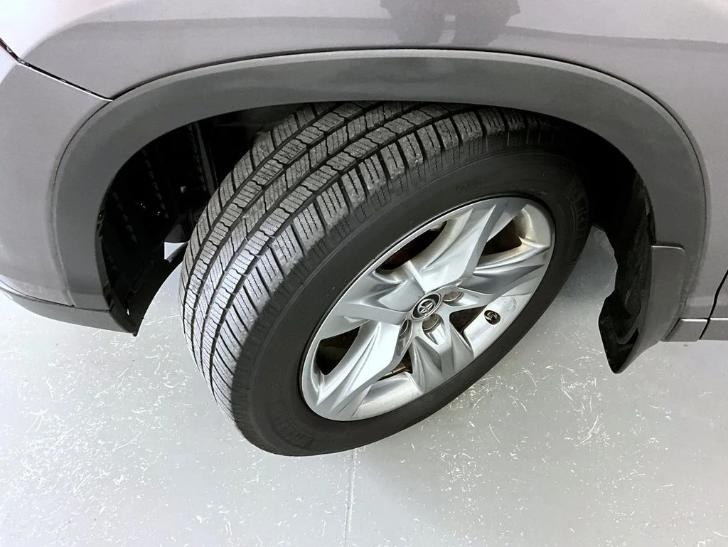 Certified Used 2016 Gray Toyota Limited image 25