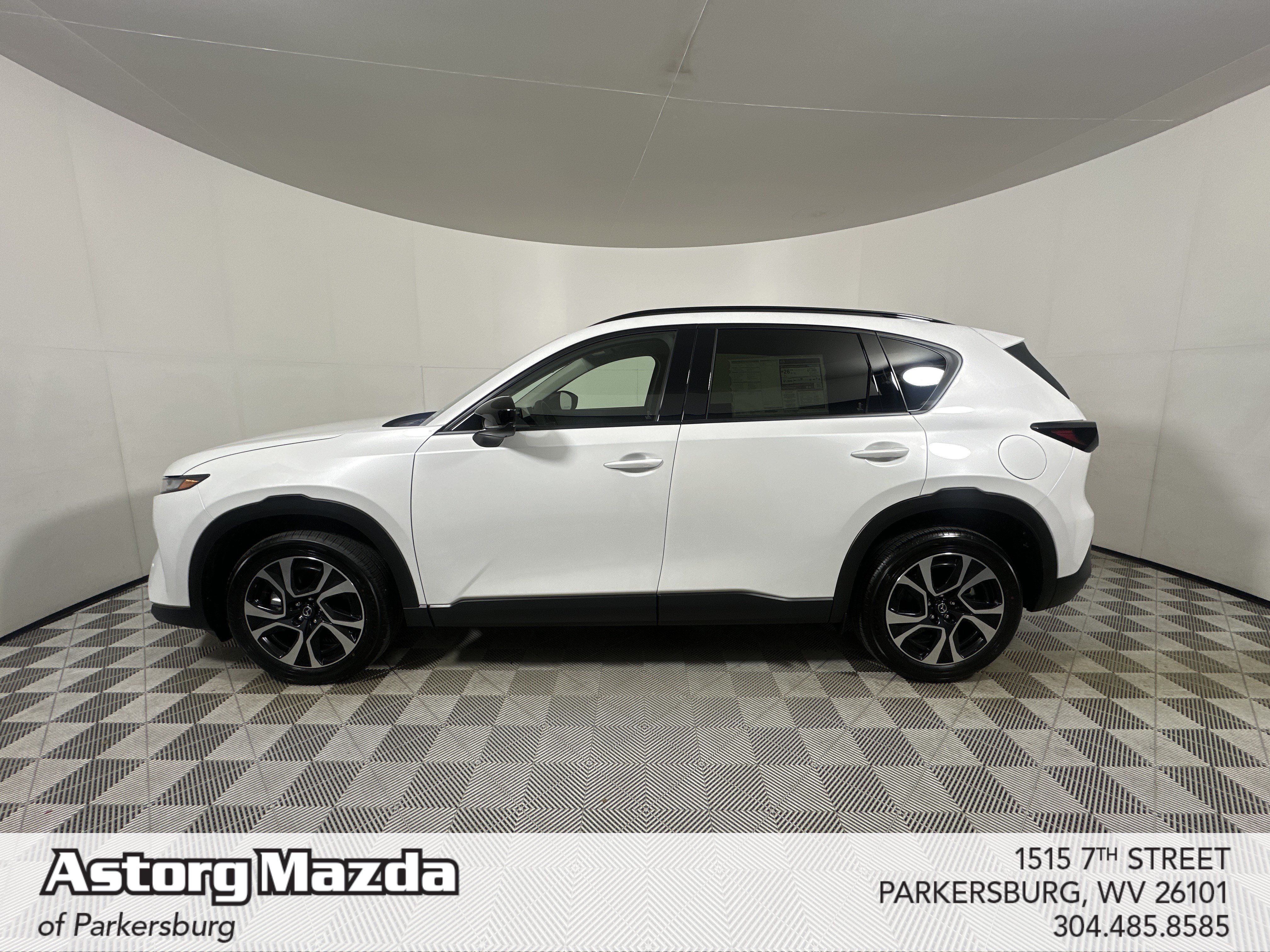 New 2026 Rhodium White Metallic Mazda 2.5 S Preferred image 4