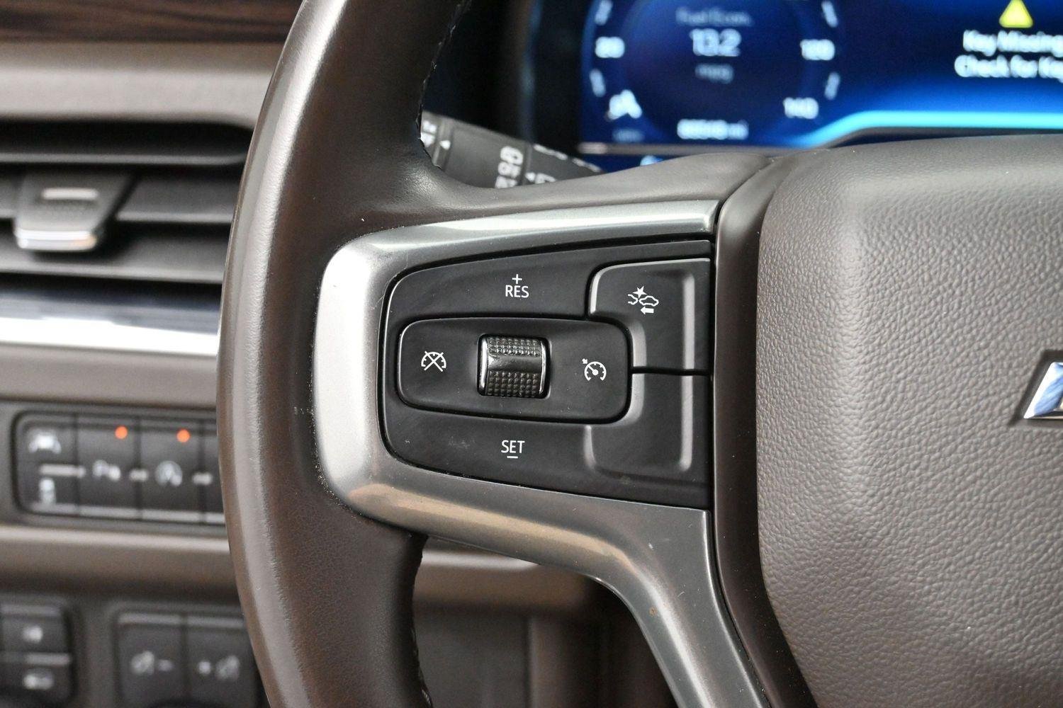 Used 2023 Midnight Blue Metallic Chevrolet LT image 17