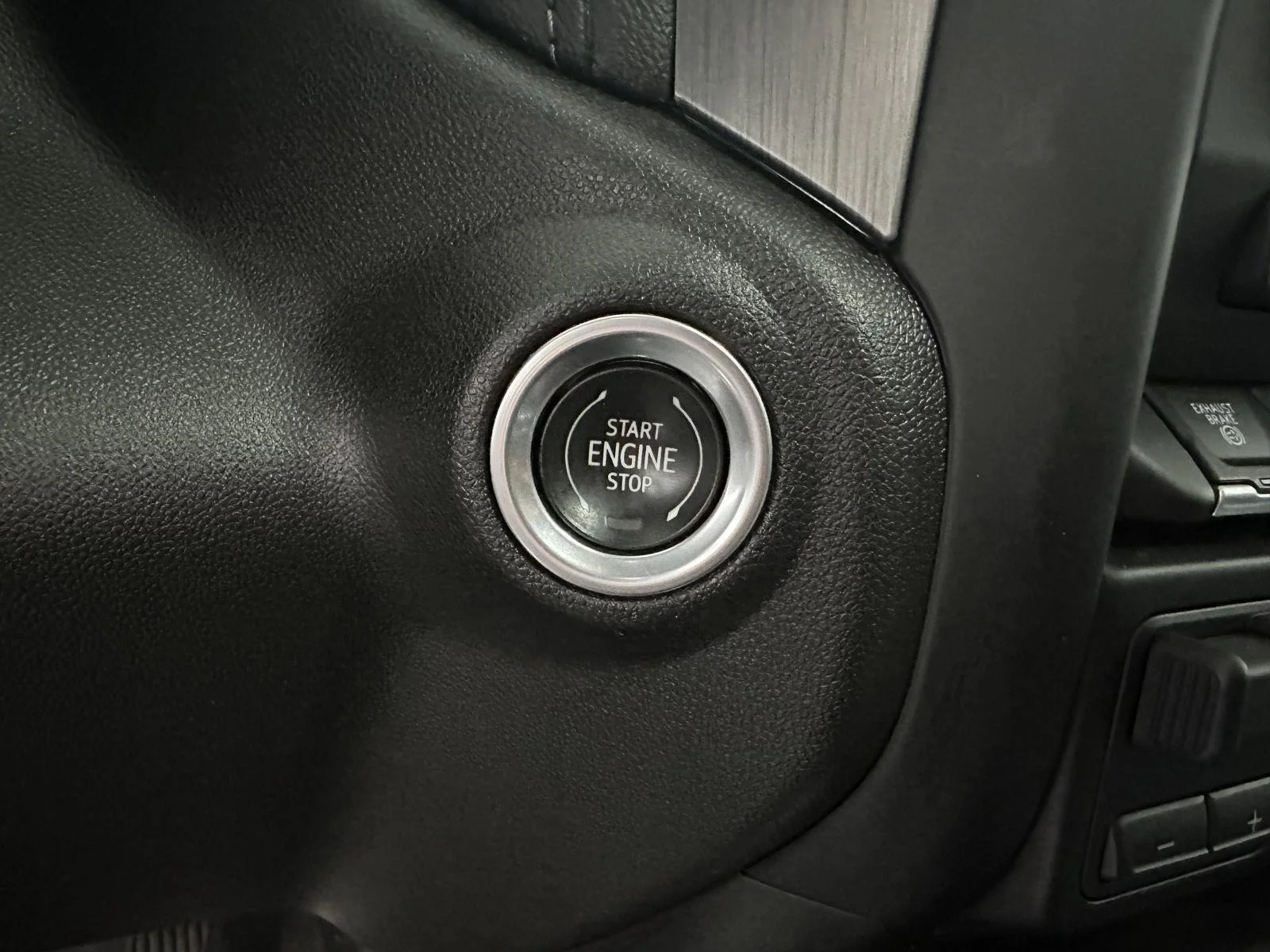 Used 2021 EBONY TWILIGHT METALLIC GMC Denali image 16
