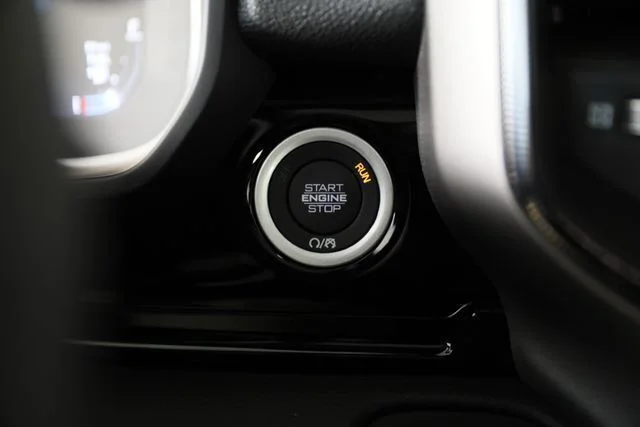 New 2026 Bright White Clear-Coat Exterior Paint RAM Laramie image 9