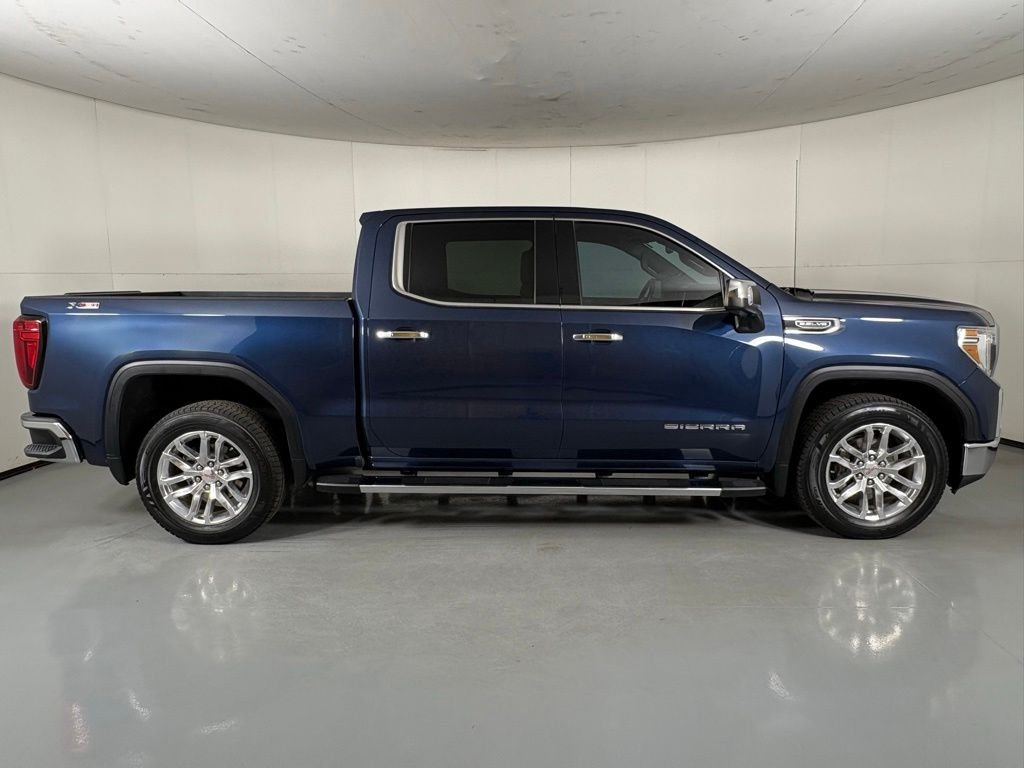 Used 2021 Blue GMC SLT image 9