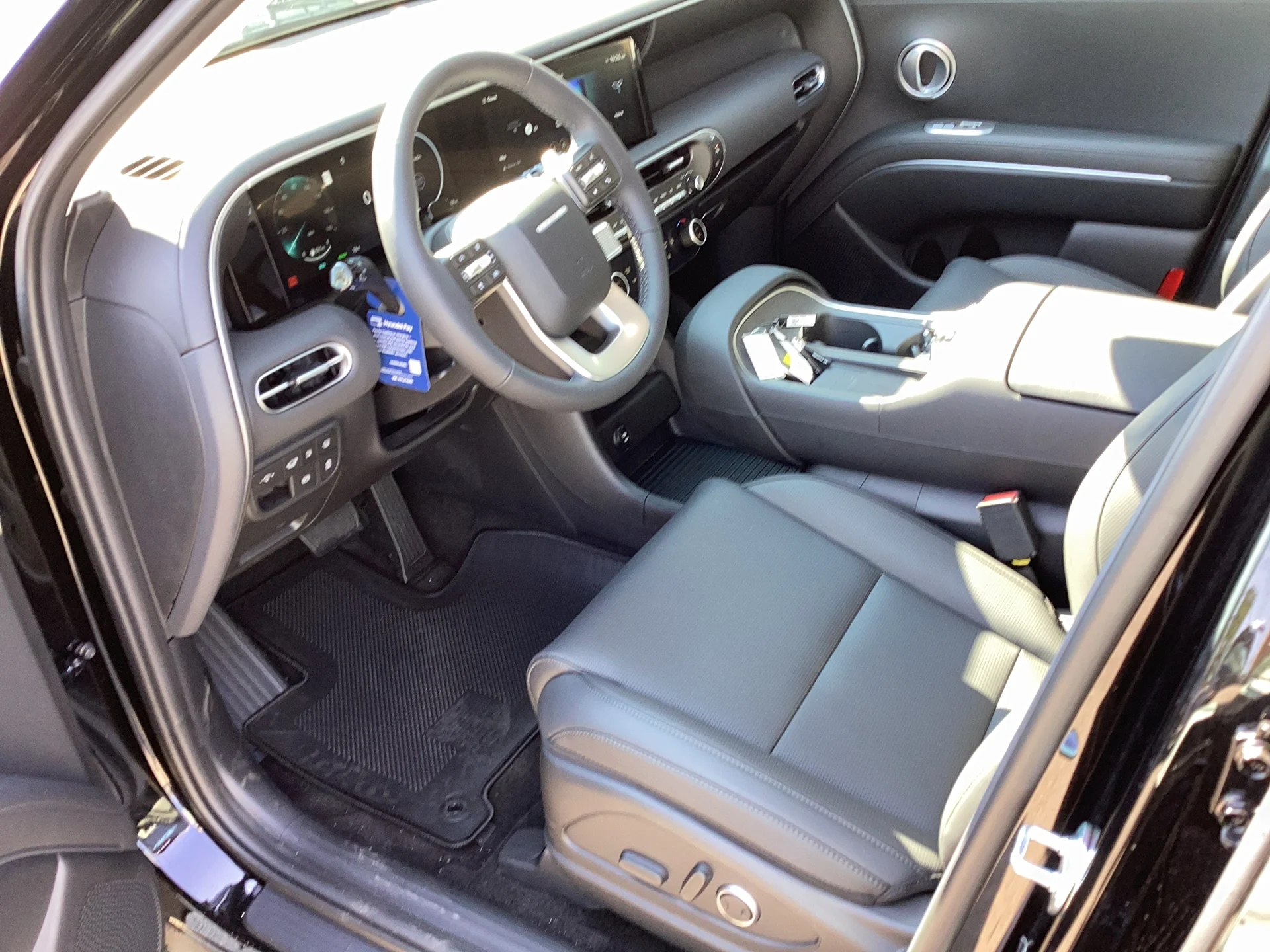 New 2026 Abyss Black Pearl Hyundai SEL 7P image 11