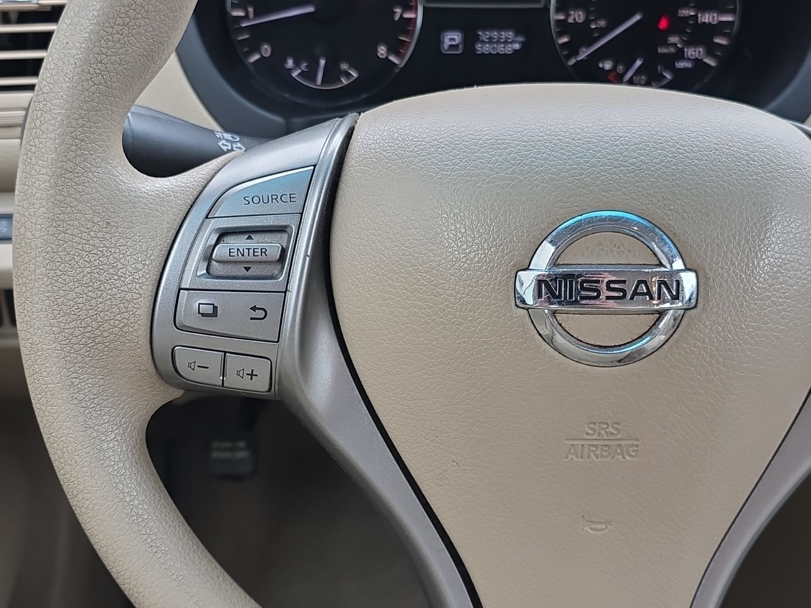 Used 2014 Brown Nissan 2.5 S image 36