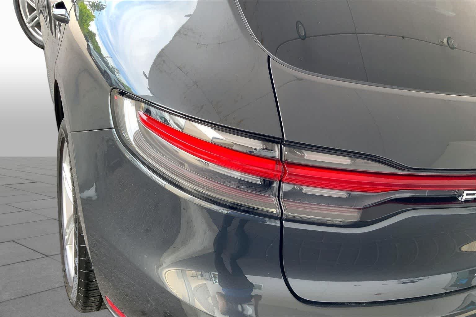 2022 Porsche Macan Base - Photo 28