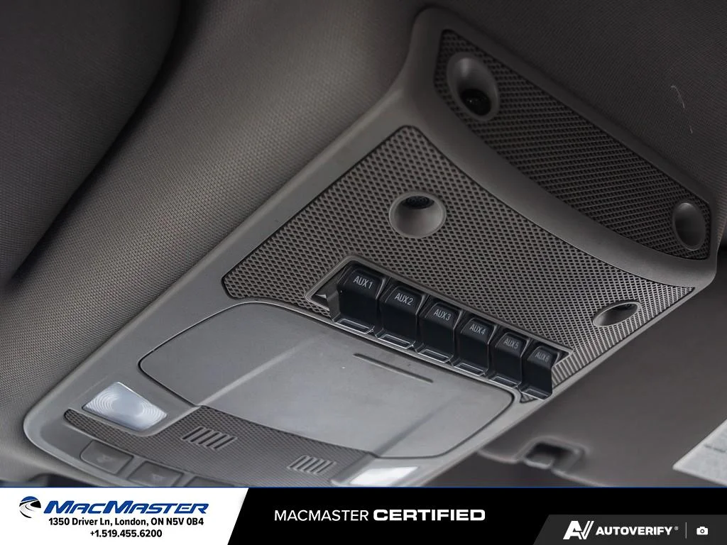 Used 2020  Ford  image 26