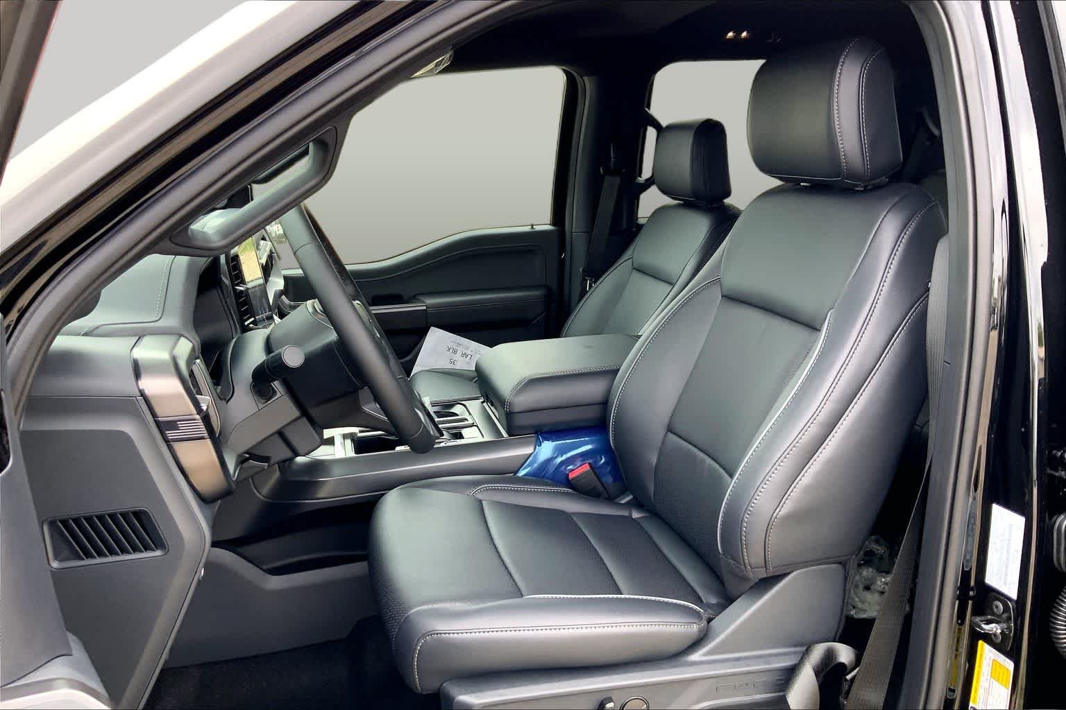 New 2026 Agate Black Metallic Ford Lariat® image 7