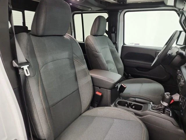 2025 Jeep Gladiator Sport S - Photo 31