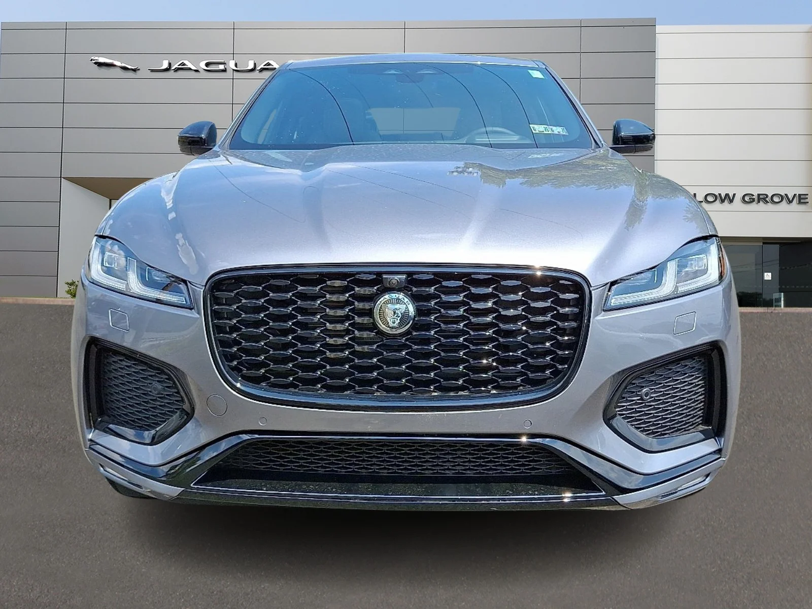 2026 Jaguar F-Pace R-Dynamic S - Photo 8