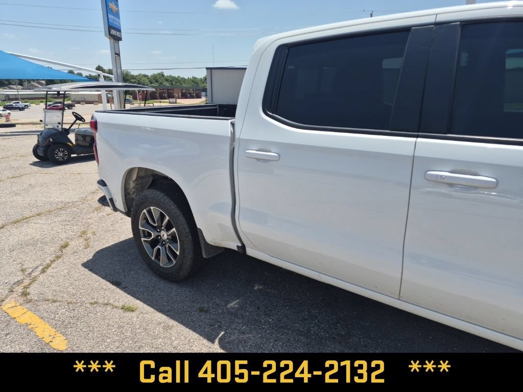 Used 2024 Summit White Chevrolet RST image 14