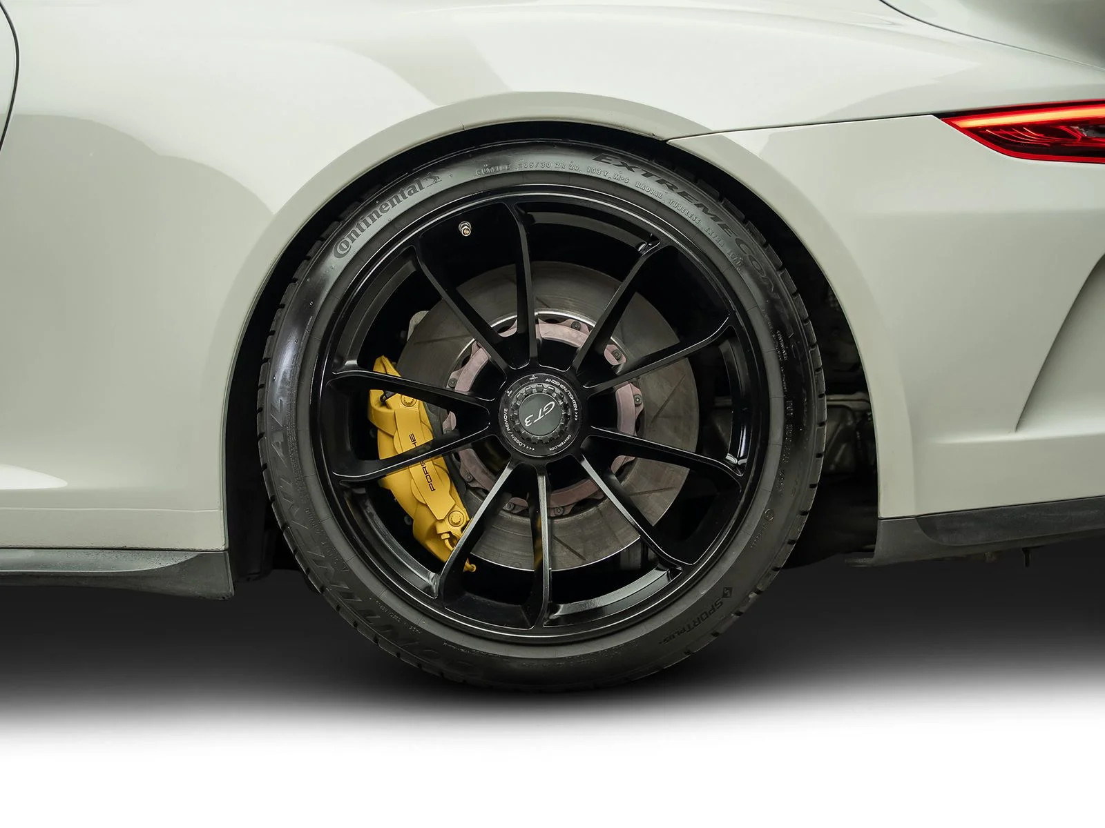 Used 2018  Porsche GT3 image 24