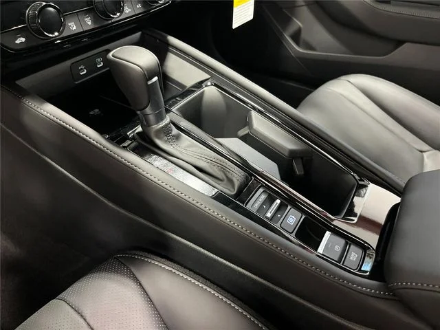 New 2026 Urban Gray Pearl Honda Touring image 21