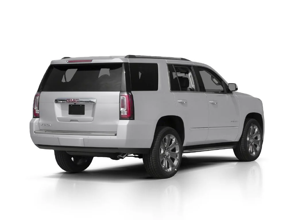Used 2016 QUICKSILVER METALLIC GMC Denali image 2