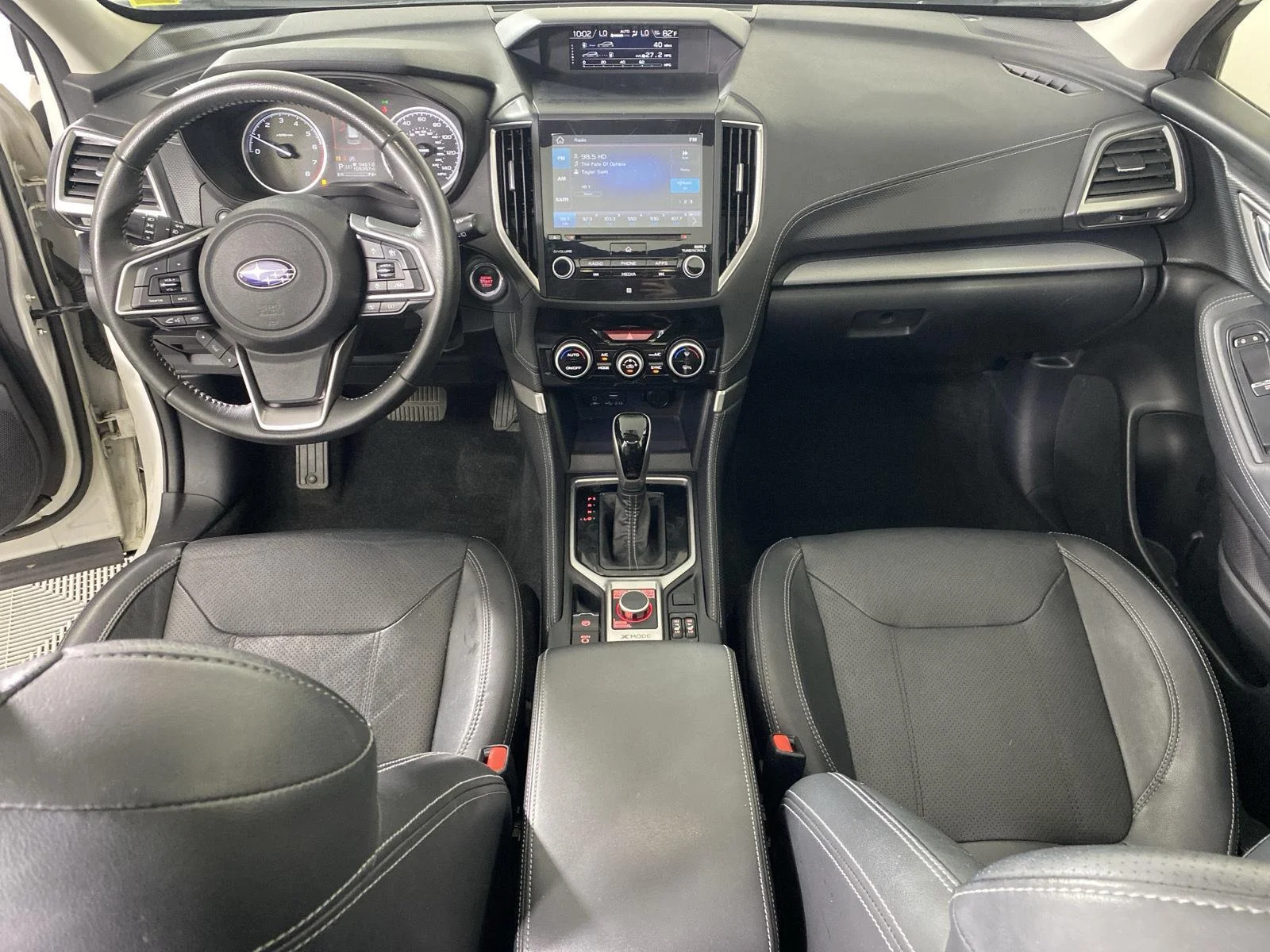 Used 2019 Crystal White Pearl Subaru Limited image 25