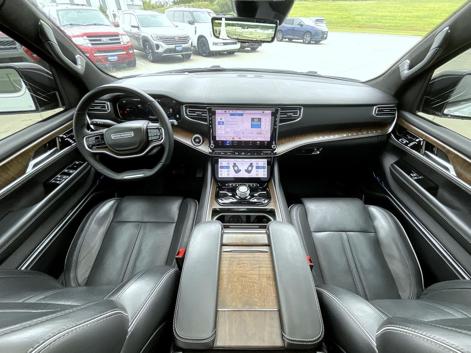 Used 2023 White Jeep Series II image 15