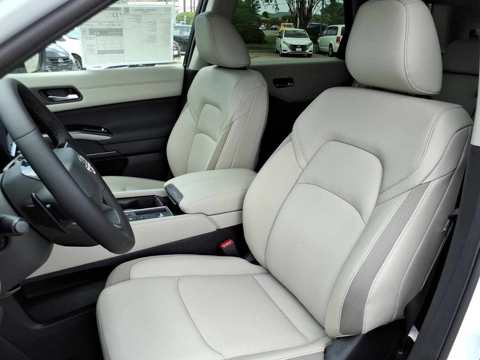 New 2026 Everest White Pearl TriCoat Nissan SL image 11