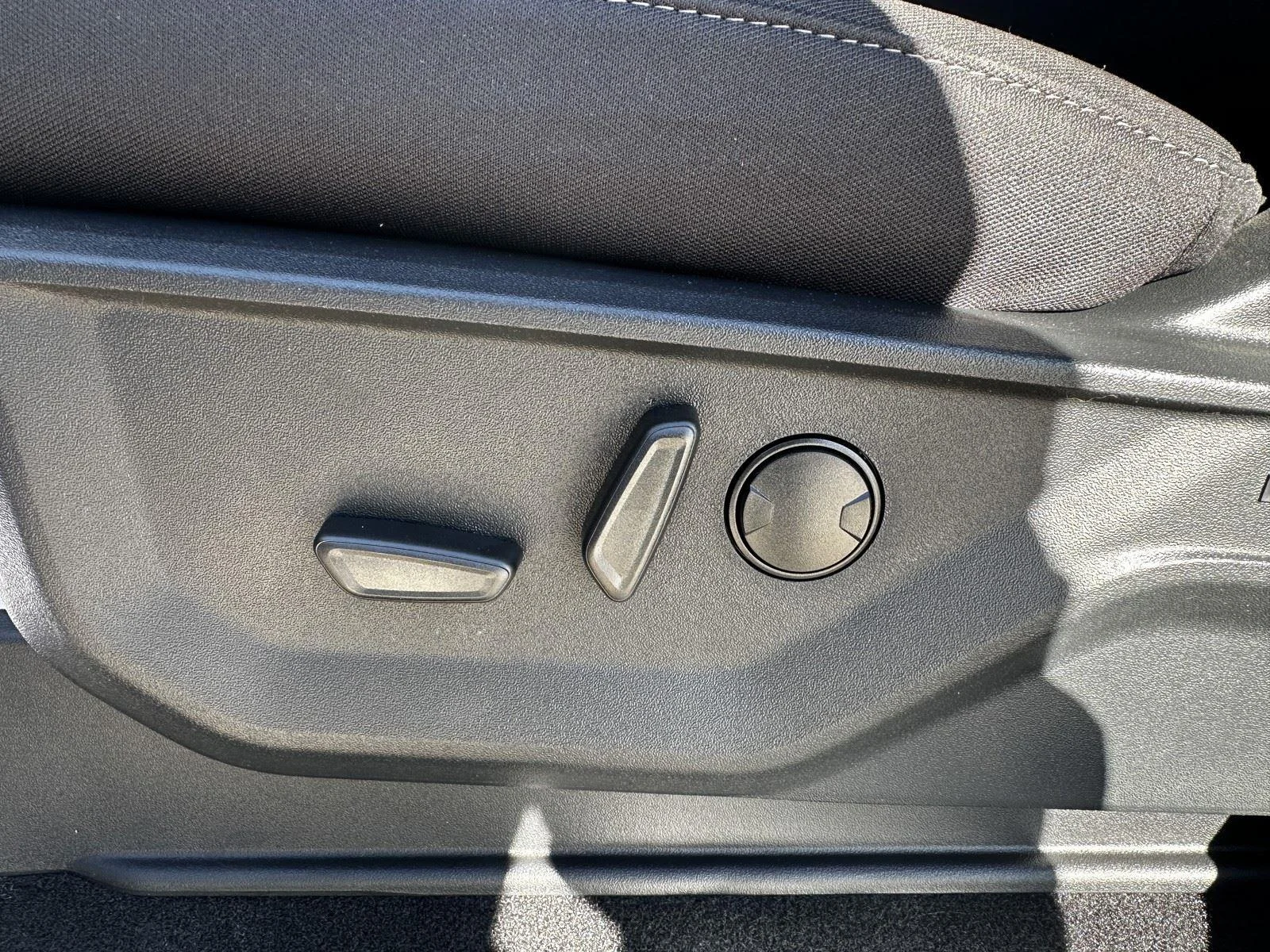 New 2026 Oxford White Ford XLT image 21