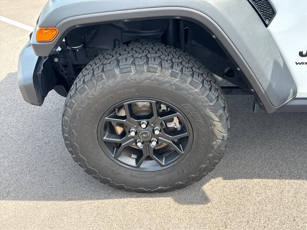 Used 2024 Bright White Clearcoat Jeep Willys image 27