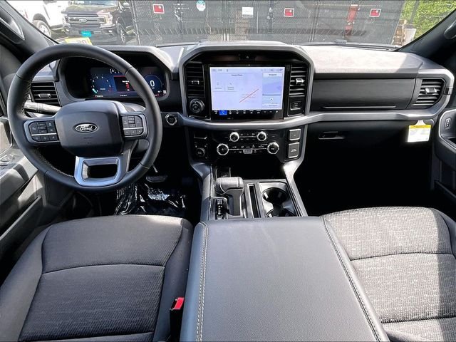 New 2026 Oxford White Ford XLT image 6