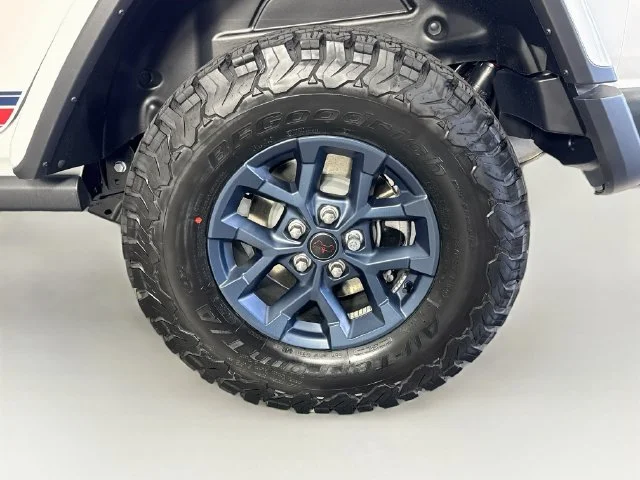 New 2026 Bright White Clearcoat Jeep Sport image 28