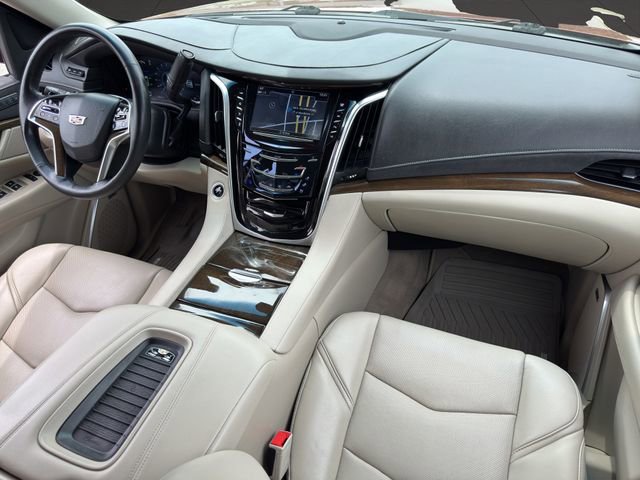 2020 Cadillac Escalade Premium Luxury - Photo 24