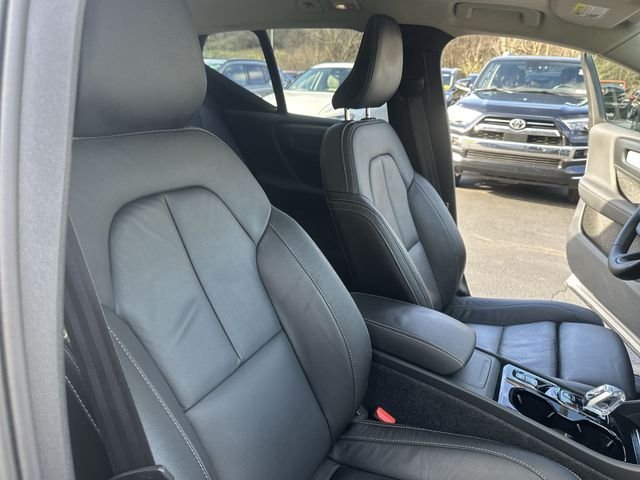 2023 Volvo XC40 Plus - Photo 29