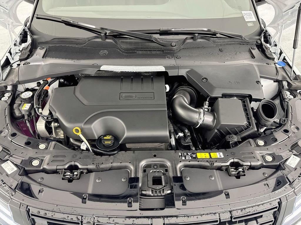 New 2026 Fuji White Land Rover Core S image 31