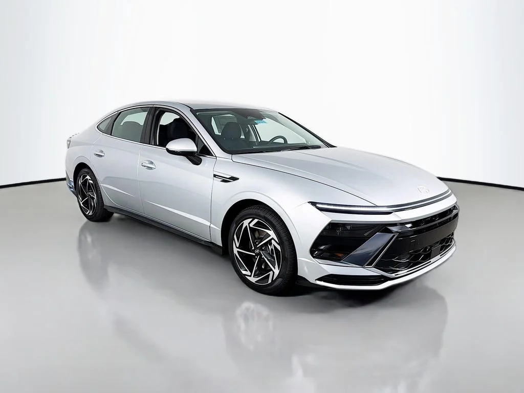 2026 Hyundai Sonata SEL AWD's photo
