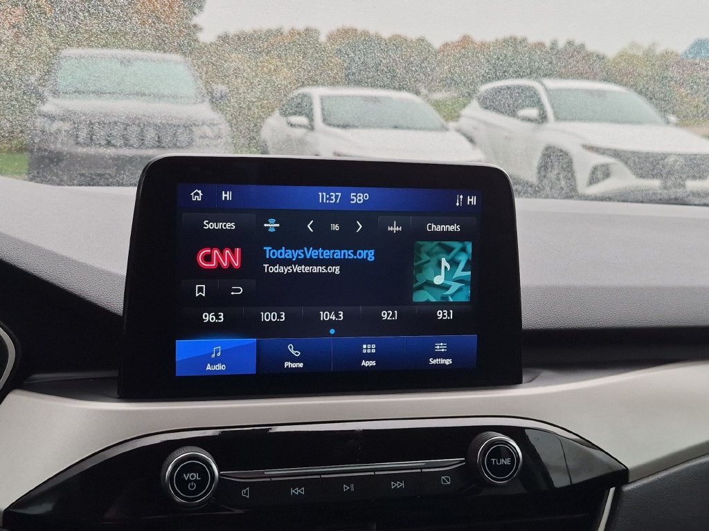 Used 2022 Gray Ford SEL image 18