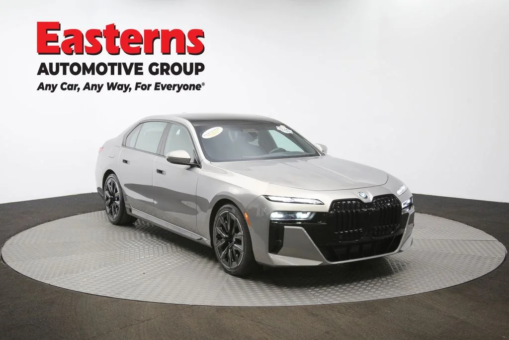 Used 2023 Gray BMW 760i xDrive image 54