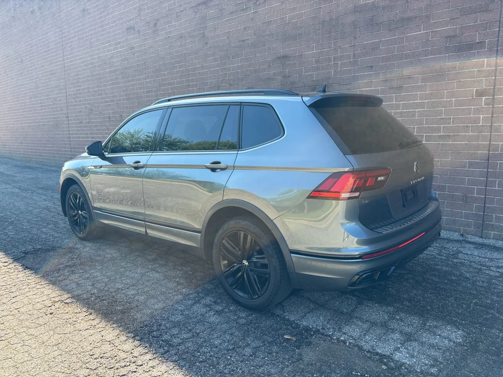Used 2022 Platinum Gray Metallic Volkswagen SE R-Line Black image 3