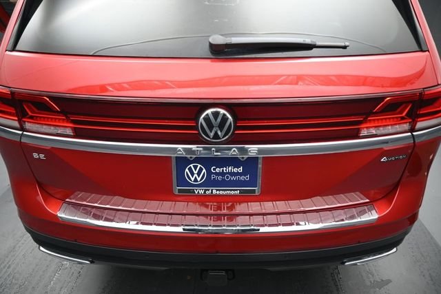 Used 2024 Red Volkswagen 2.0T SE w/Technology image 10