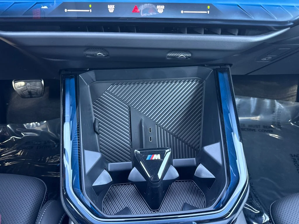 New 2026 Beige BMW M50 xDrive image 27